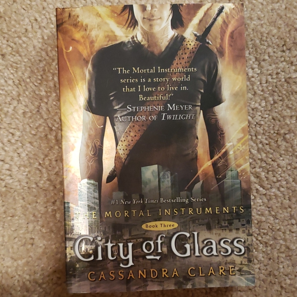 Books - Picture 4 of 5